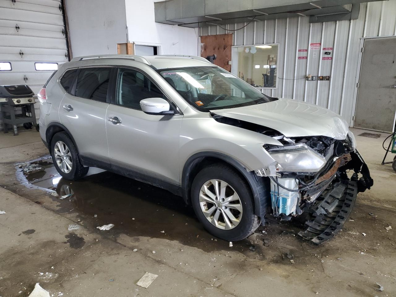 2015 Nissan Rogue - Image 4