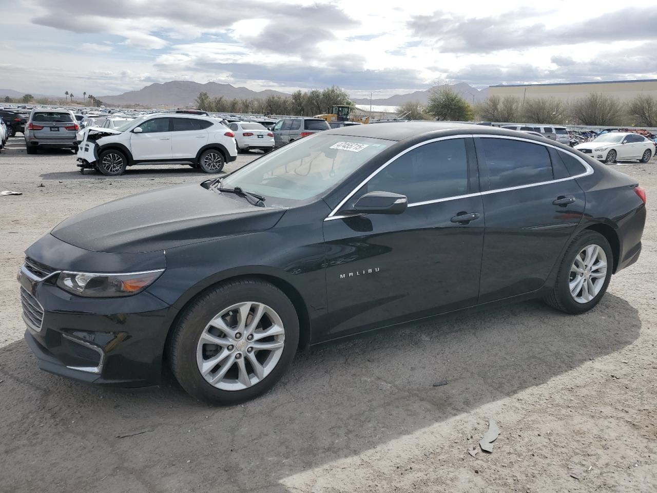 2018 Chevrolet Malibu Lt for Sale in Las Vegas, NV - Side