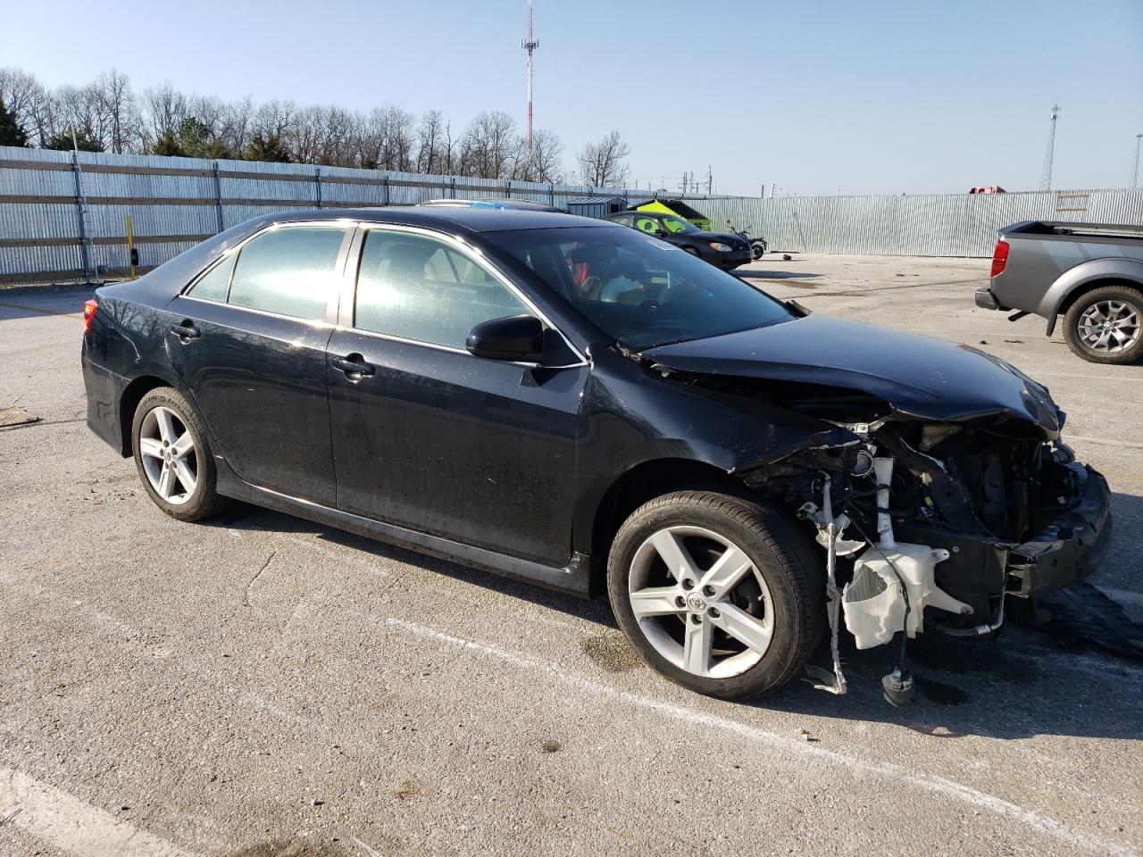 2012 Toyota Camry - Image 4