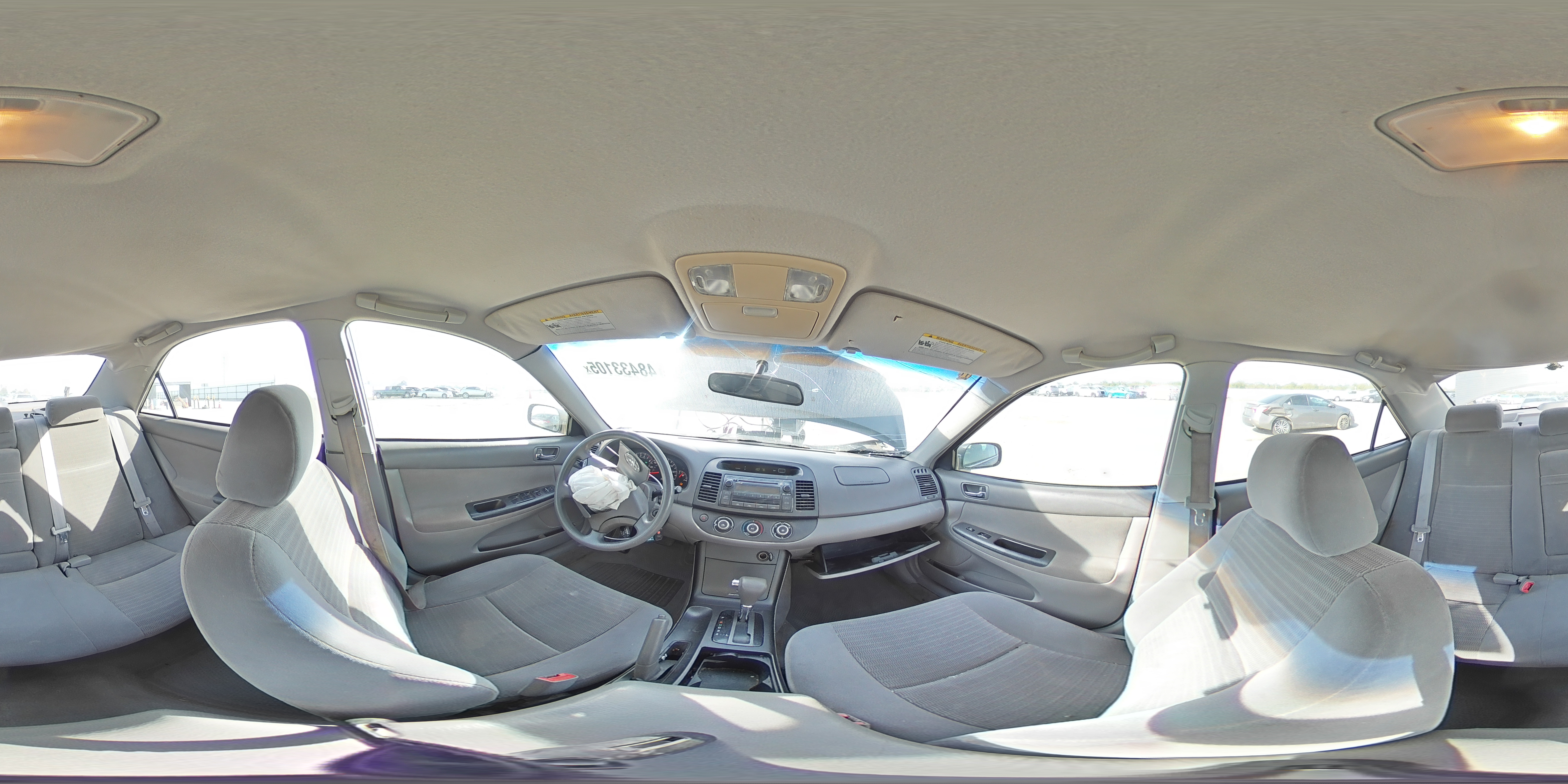 2005 Toyota Camry - Image 13