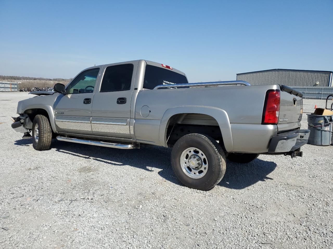 2003 Chevrolet Silverado - Image 2