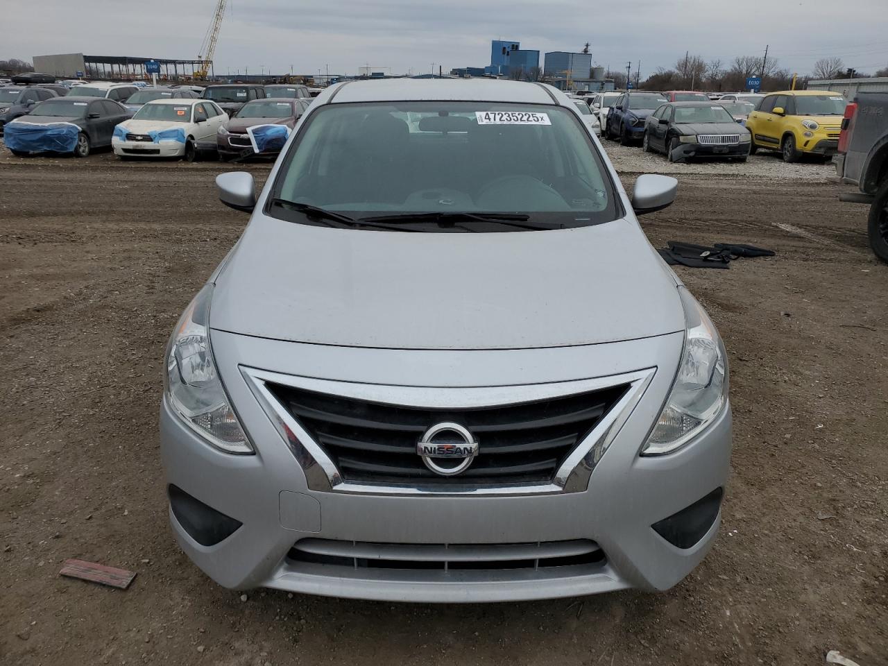 2015 Nissan Versa - Image 5