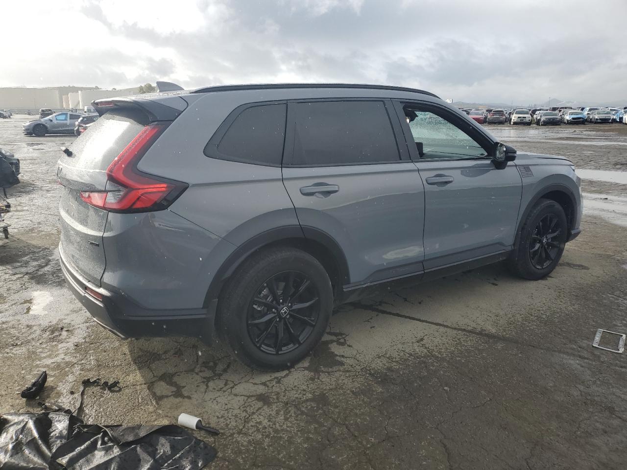 2HKRS6H55PH814081 HONDA CRV 2023