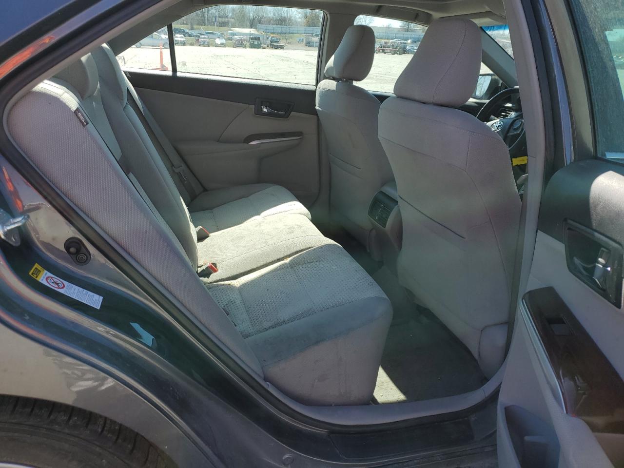 2012 Toyota Camry - Image 10