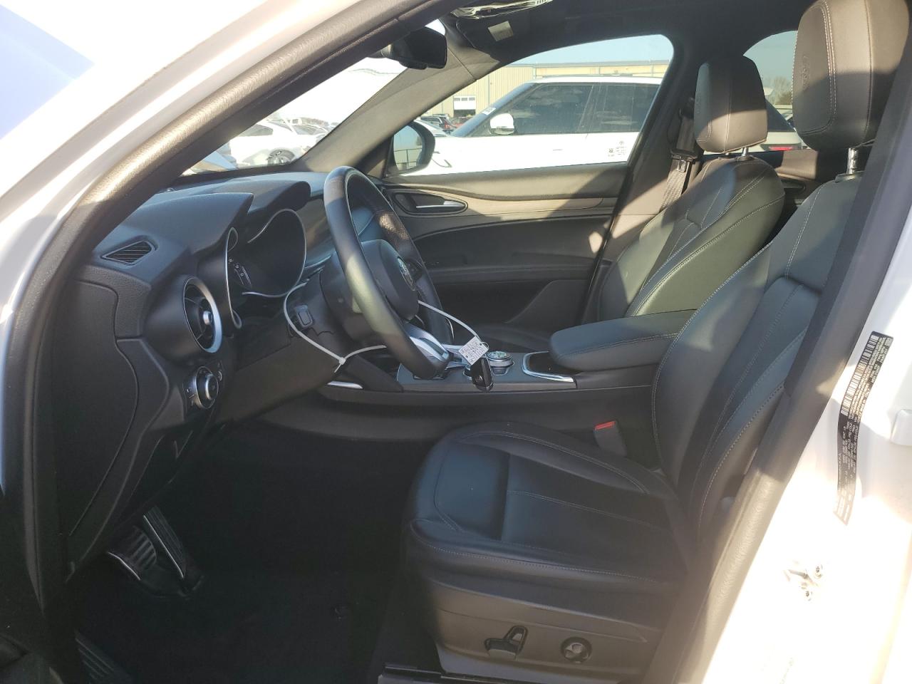 2022 Alfa Romeo Stelvio Ti VIN: ZASPAKBN8N7D38381 Lot: 49154565