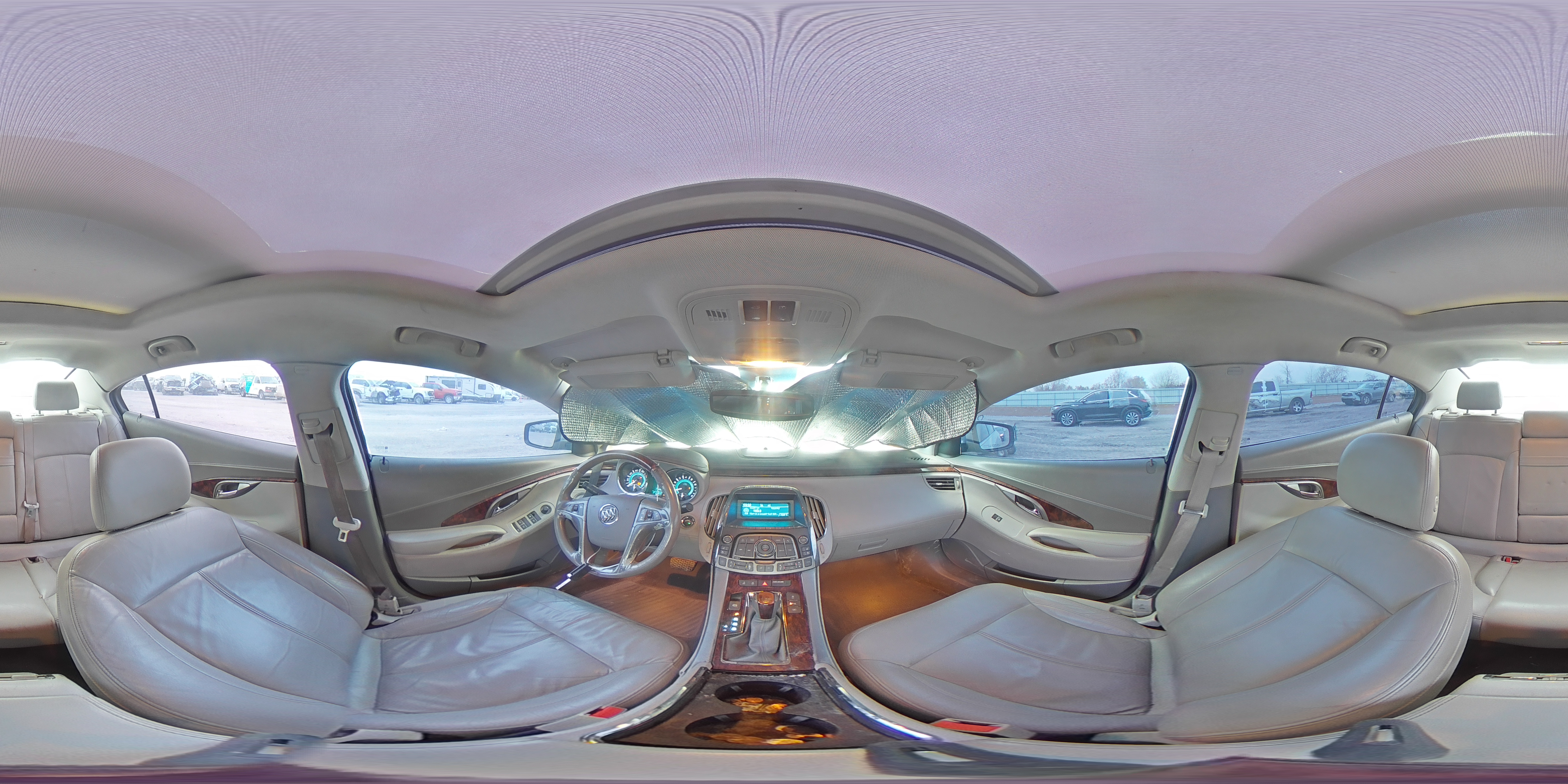 2010 Buick LaCrosse - Image 13