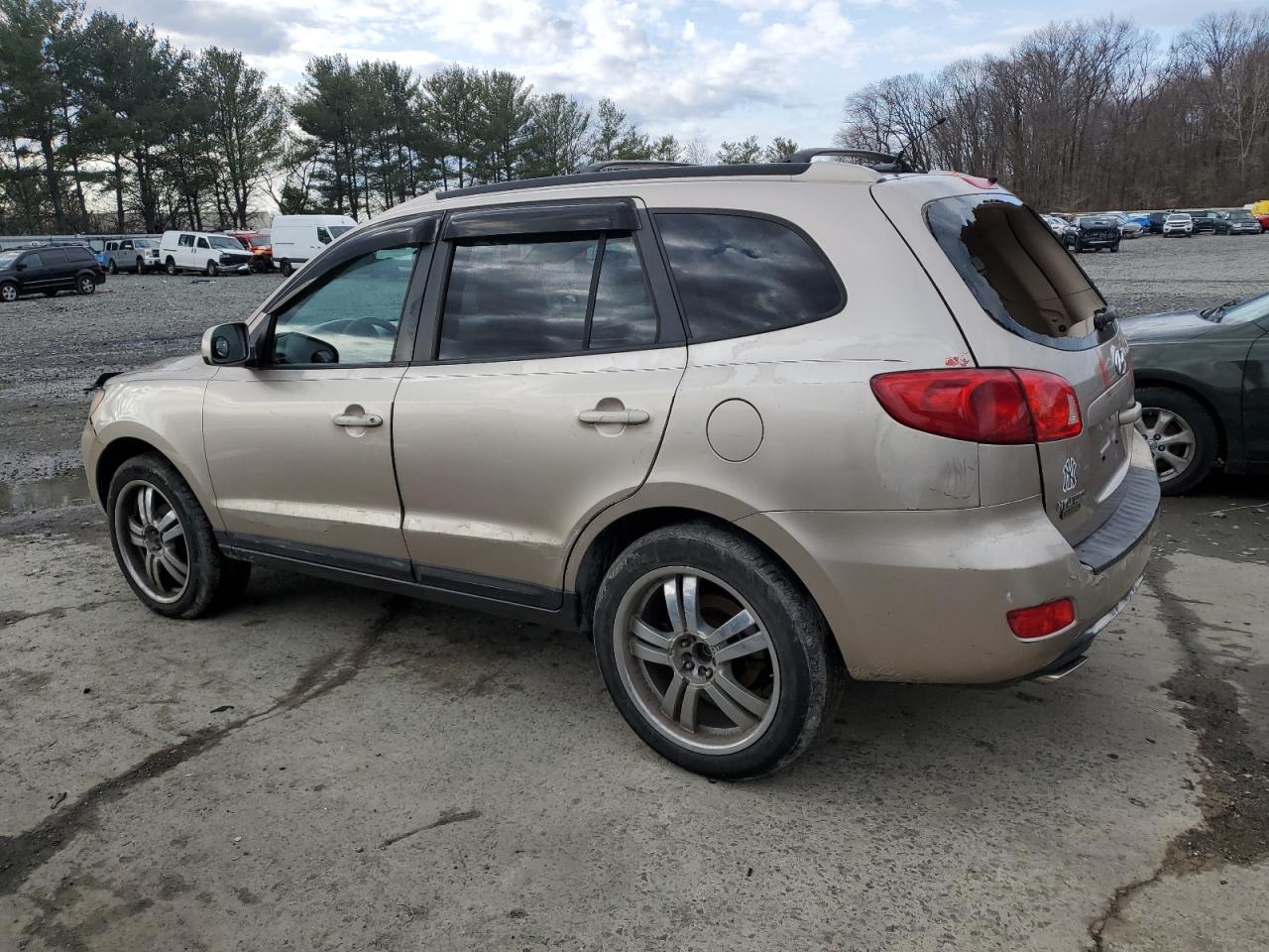 2007 Hyundai Santa Fe - Image 2