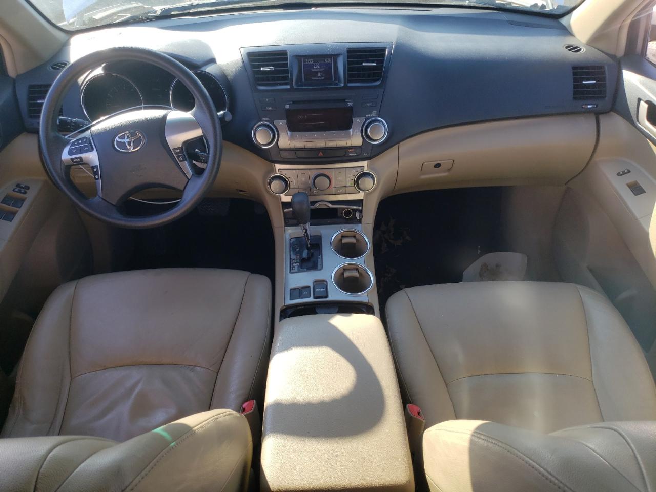 2011 Toyota Highlander - Image 8