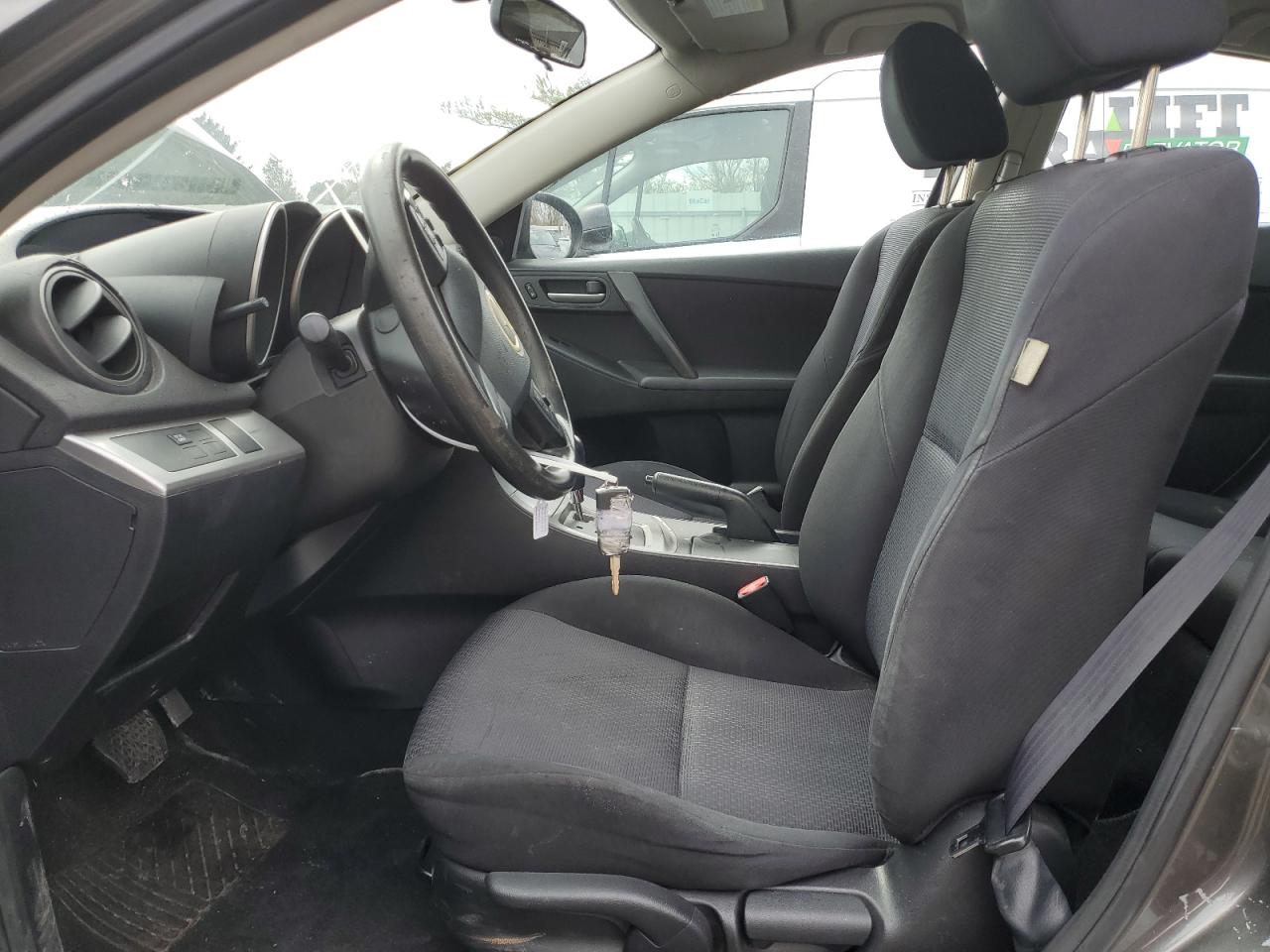 2010 Mazda 3 - Image 7
