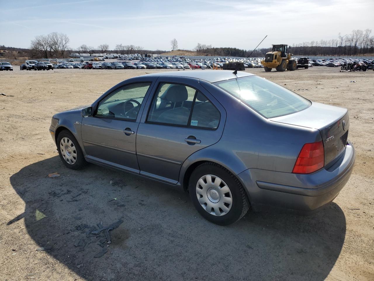 2003 Volkswagen Jetta - Image 2