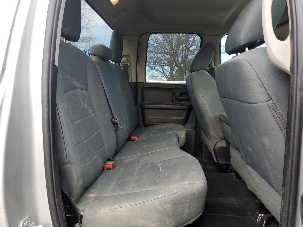 2016 RAM 1500 - Image 10