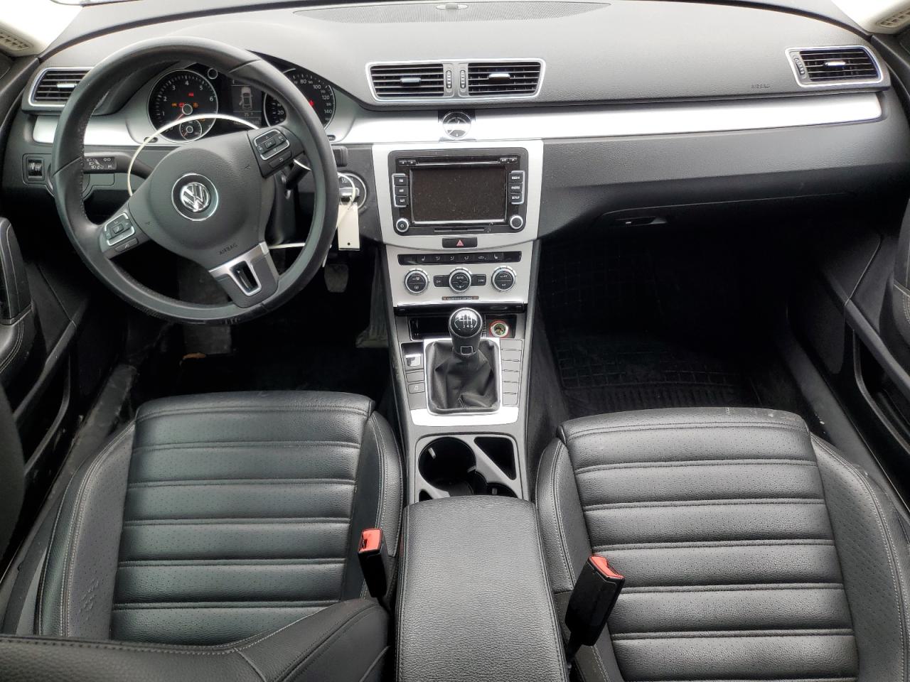 2013 Volkswagen Passat CC - Image 8