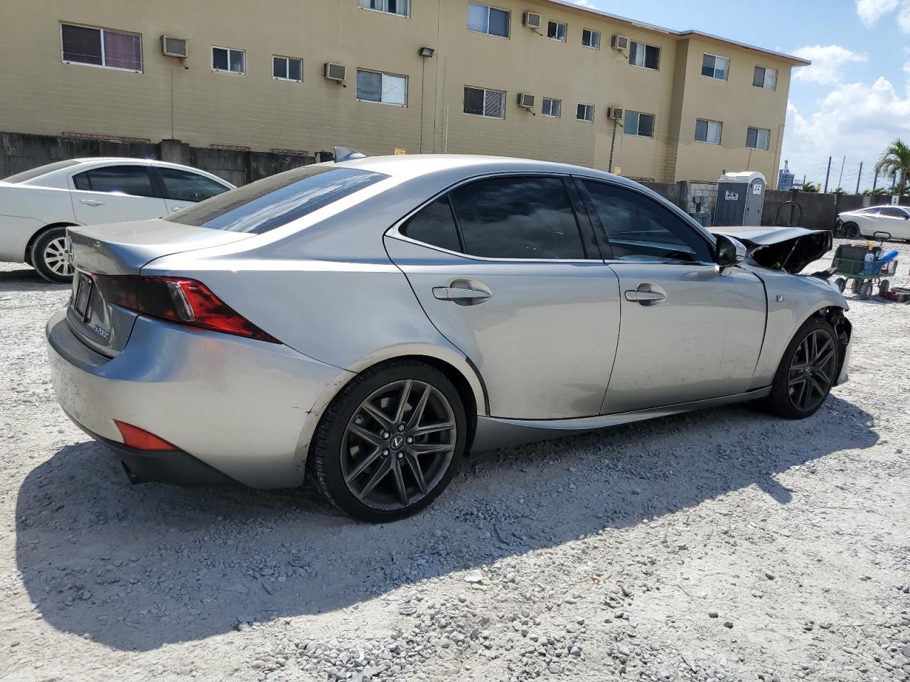2016 Lexus IS - Image 3