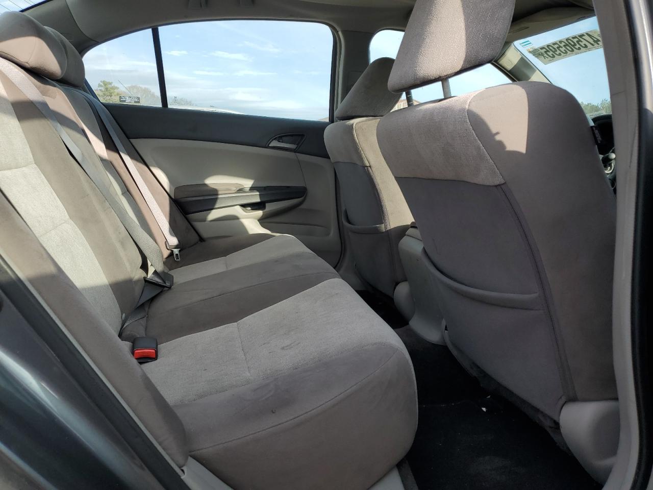 2009 Honda Accord - Image 10