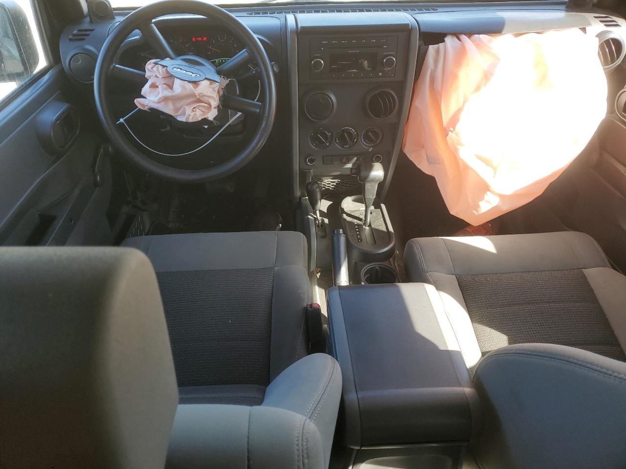 2009 Jeep Wrangler - Image 8