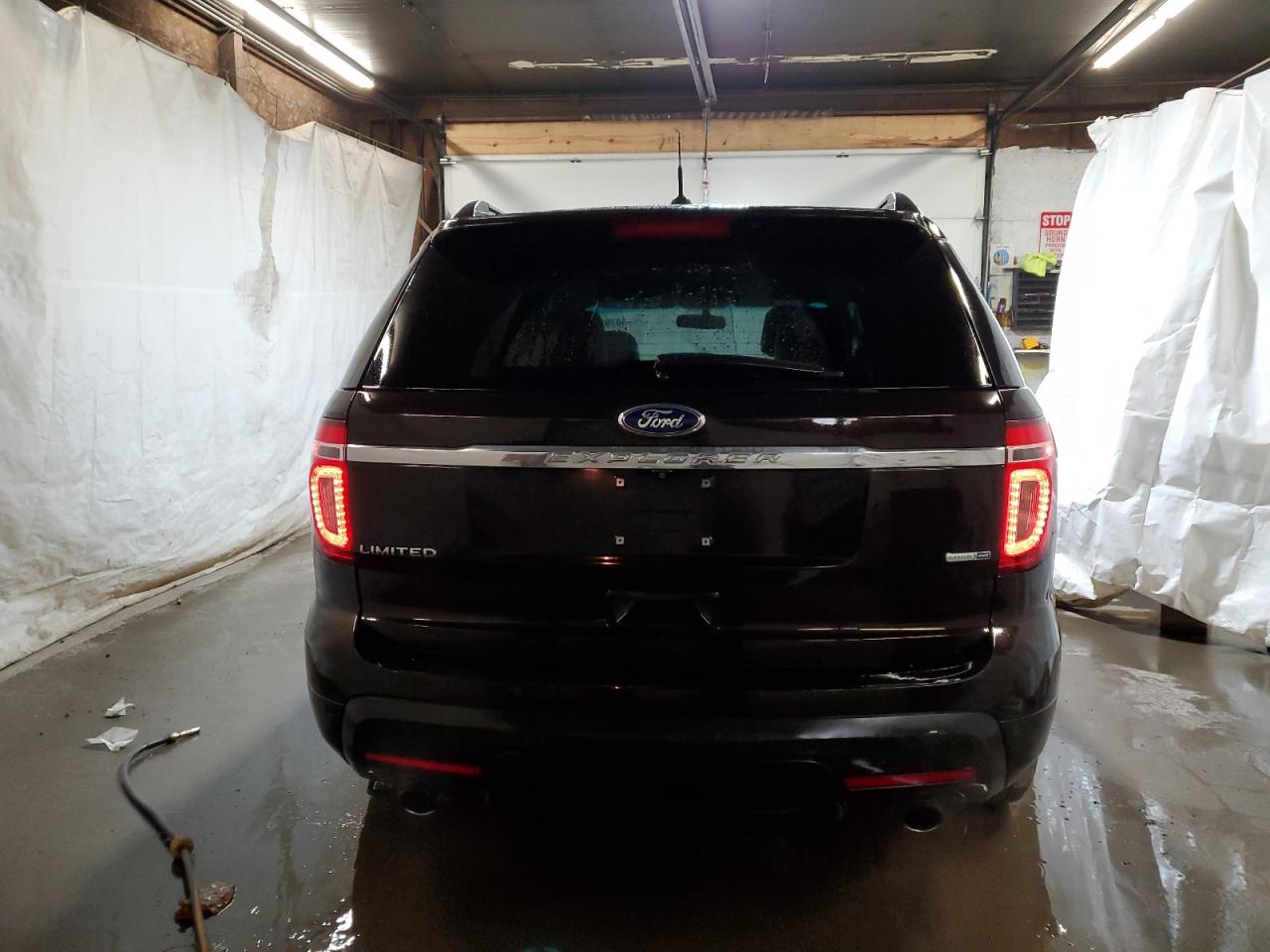 2014 Ford Explorer - Image 6