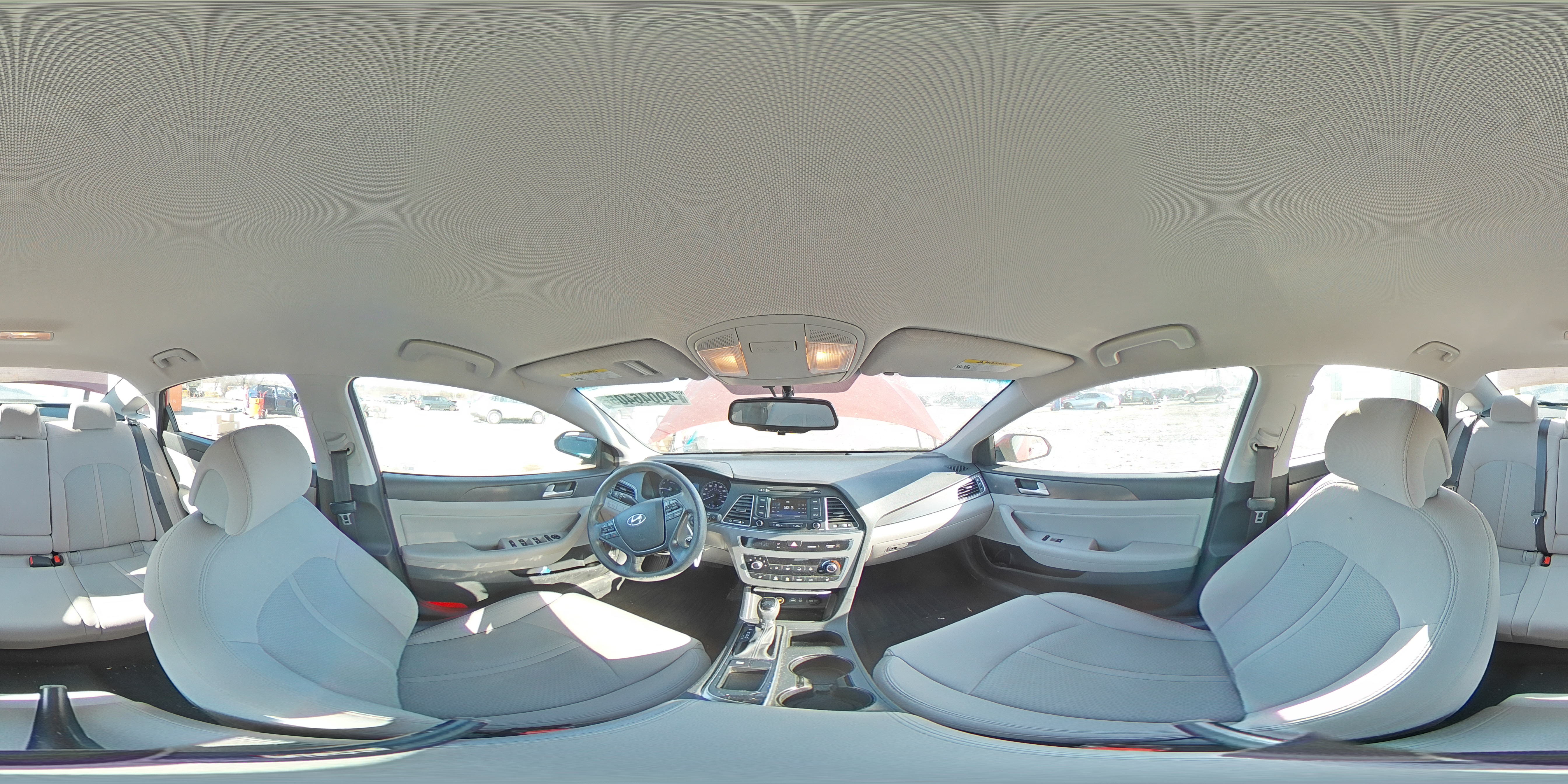 2015 Hyundai Sonata - Image 12