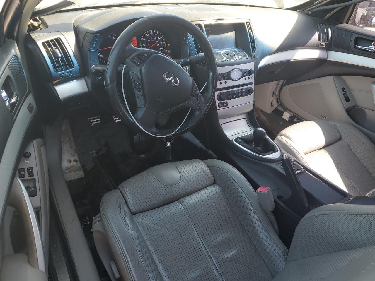 2009 Infiniti G - Image 8