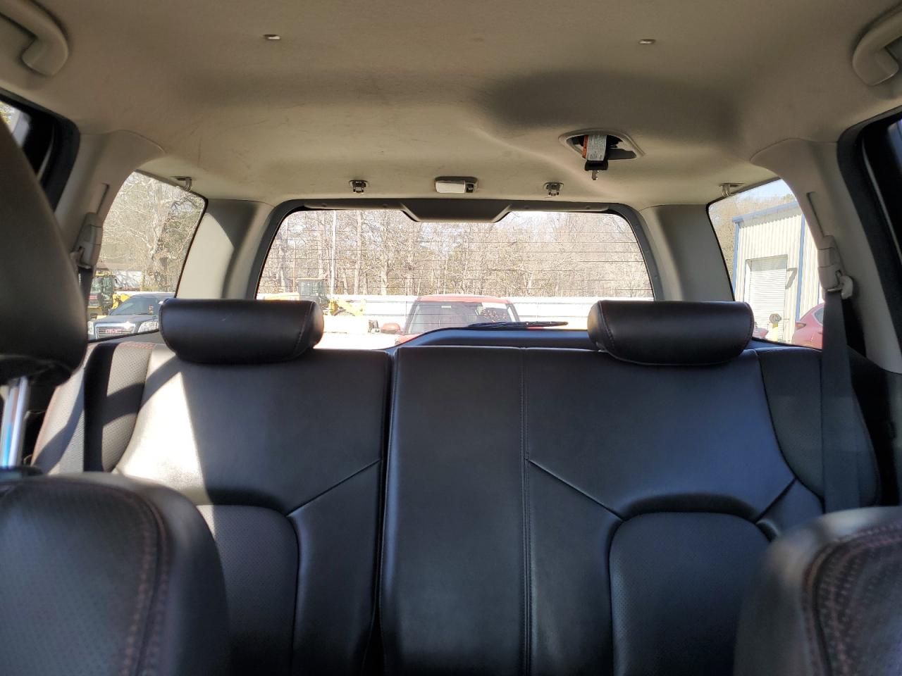 2011 Nissan XTerra - Image 10