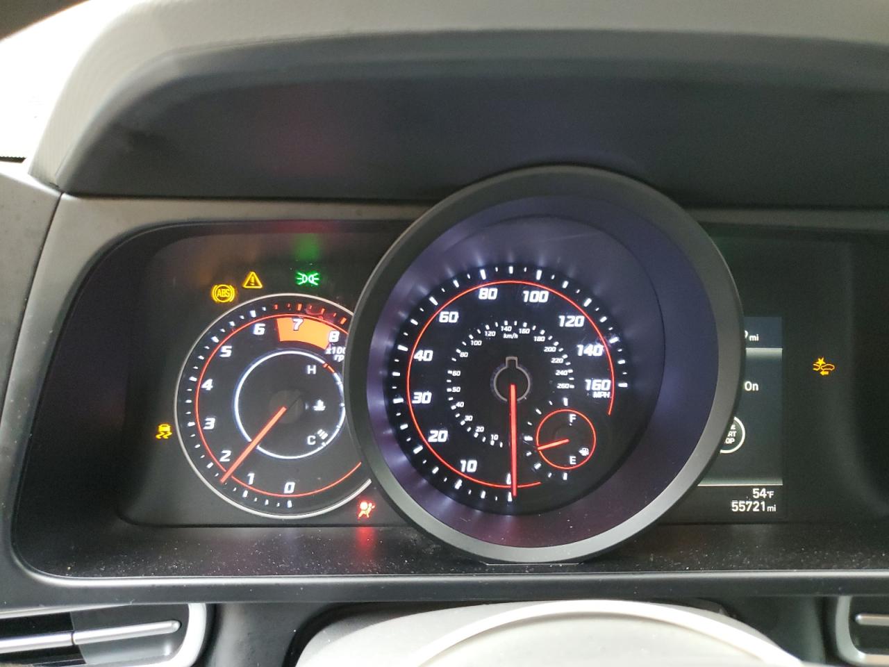 2021 Hyundai Elantra - Image 9