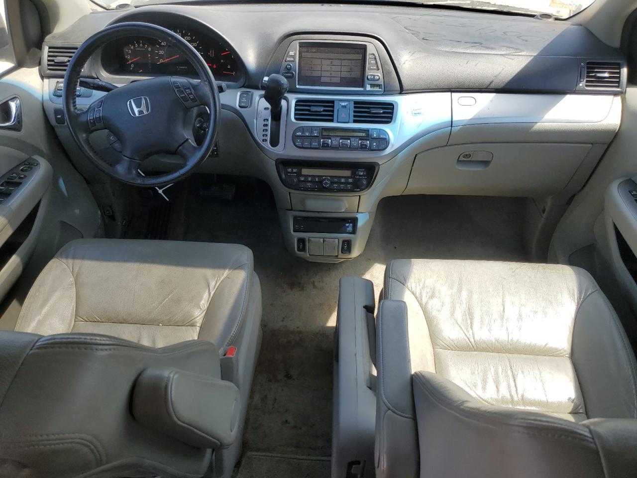 2010 Honda Odyssey - Image 8