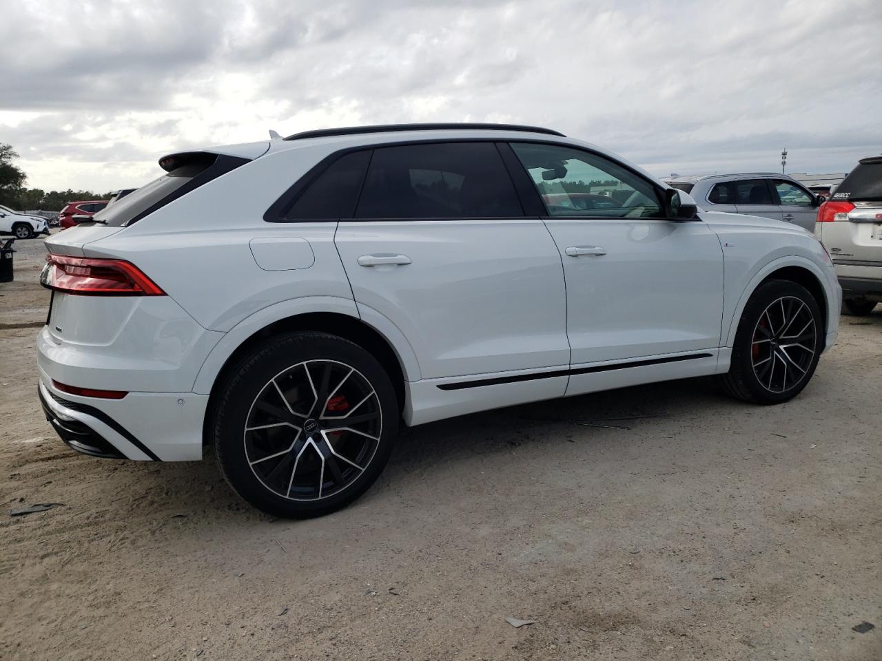 2019 Audi Q8 - Image 3