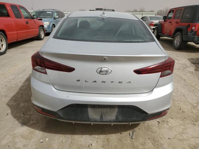  HYUNDAI ELANTRA 2019 Srebrny