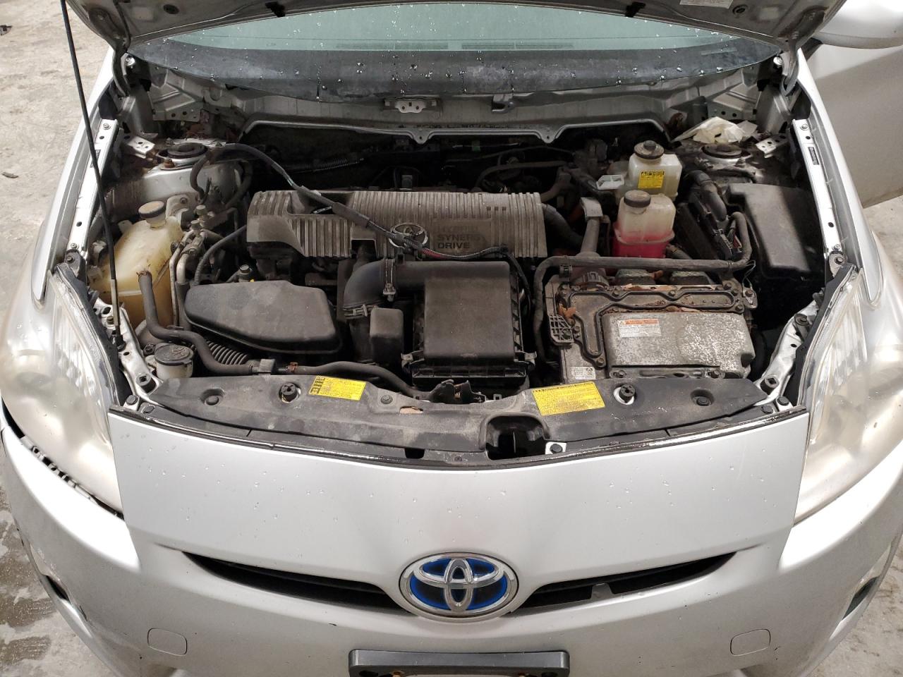 2011 Toyota Prius - Image 11