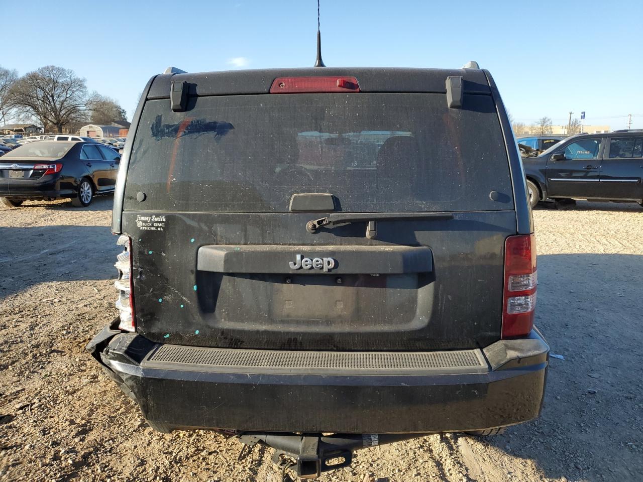 2012 Jeep Liberty (North America) - Image 6