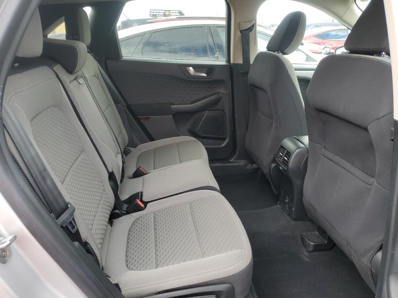 2020 Ford Escape - Image 11