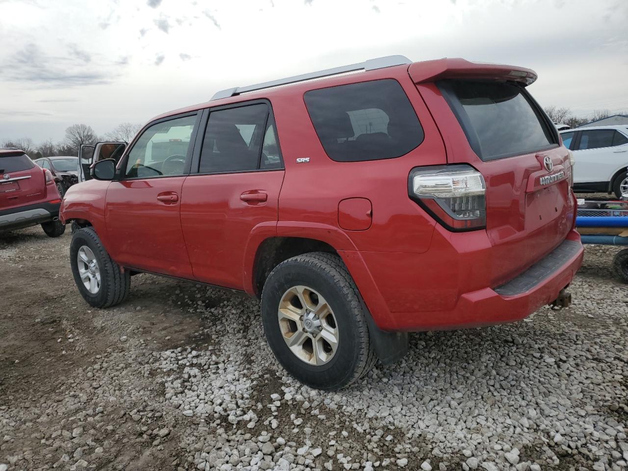 2016 Toyota 4Runner - Image 2