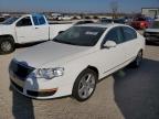 2006 Volkswagen Passat 2.0T Luxury იყიდება Kansas City-ში, KS - Rear End