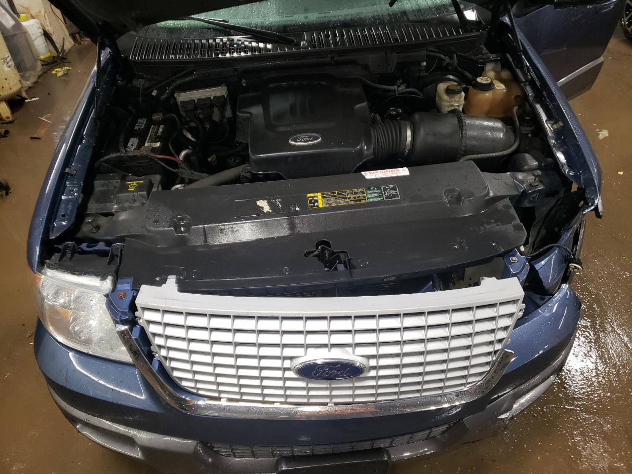 2004 Ford Expedition Xlt VIN: 1FMPU16W04LB18523 Lot: 48233885