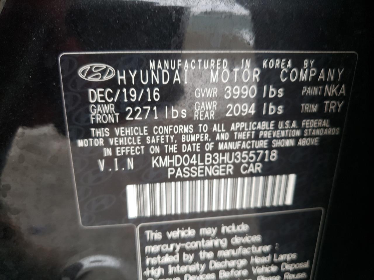 2017 Hyundai Elantra - Image 13