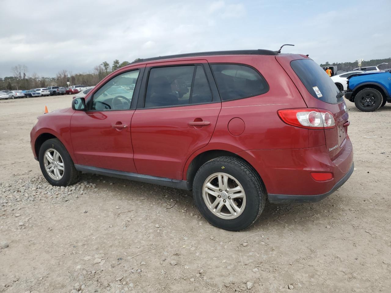2012 Hyundai Santa Fe - Image 2