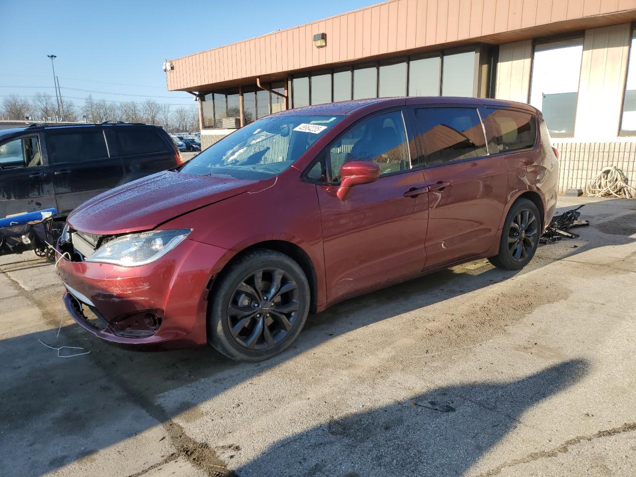 2020 Chrysler Pacifica - Image 1
