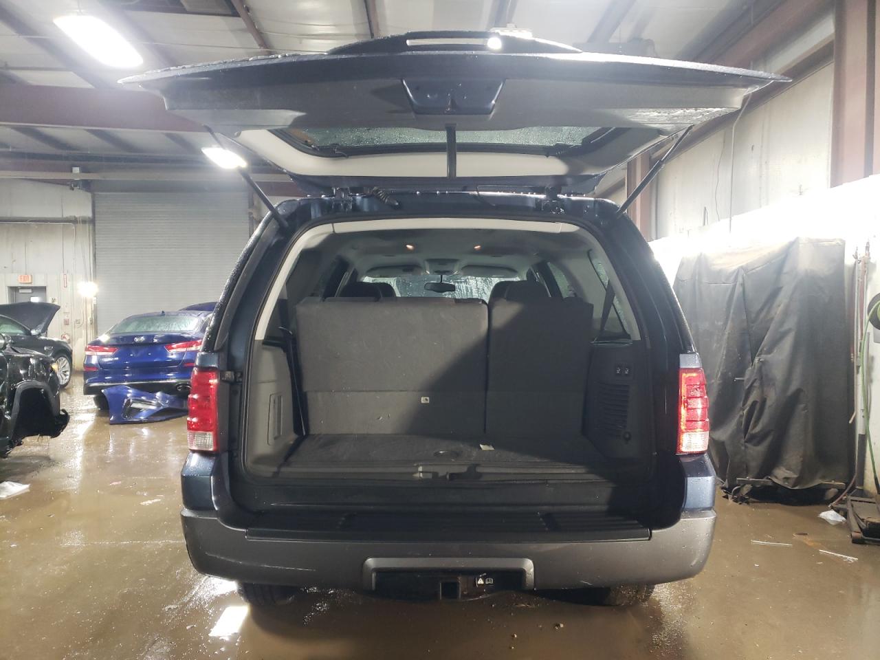 2004 Ford Expedition Xlt VIN: 1FMPU16W04LB18523 Lot: 48233885