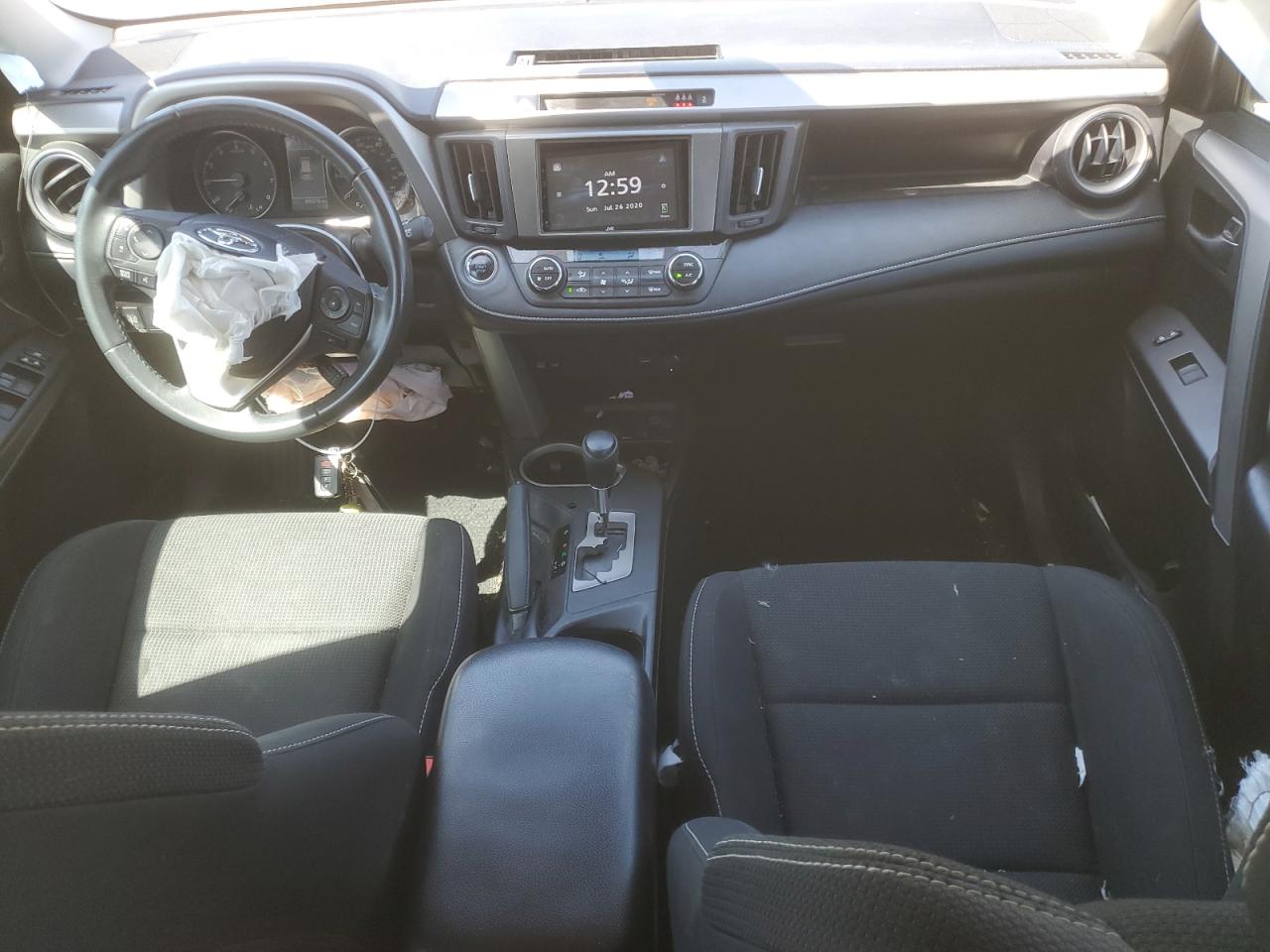 2018 Toyota RAV 4 - Image 8