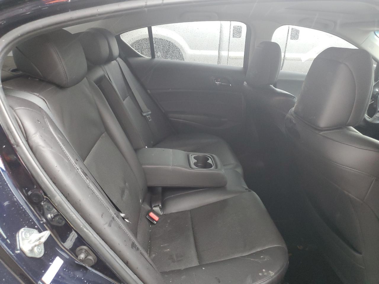 2013 Acura ILX - Image 10