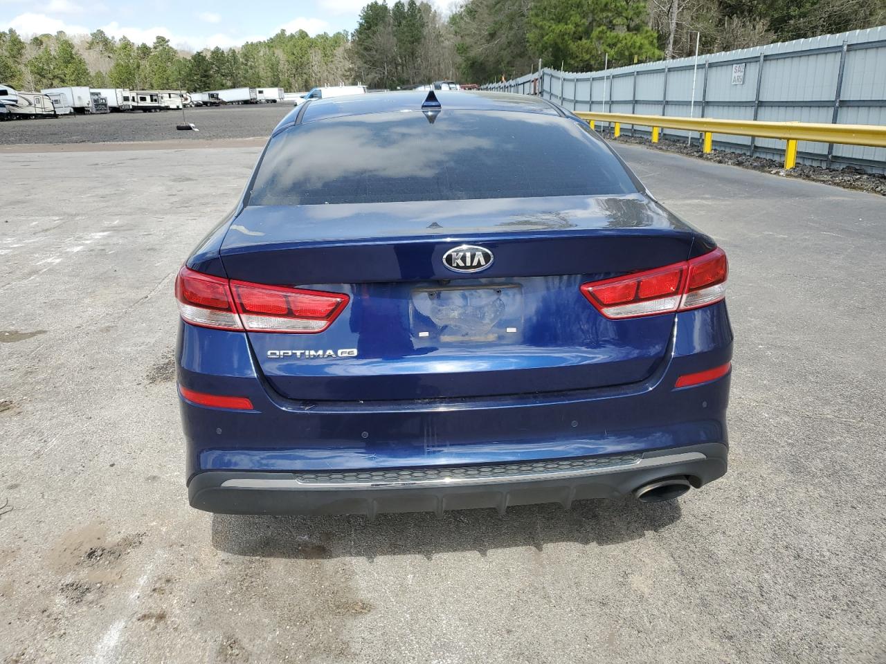 2020 Kia Optima - Image 6