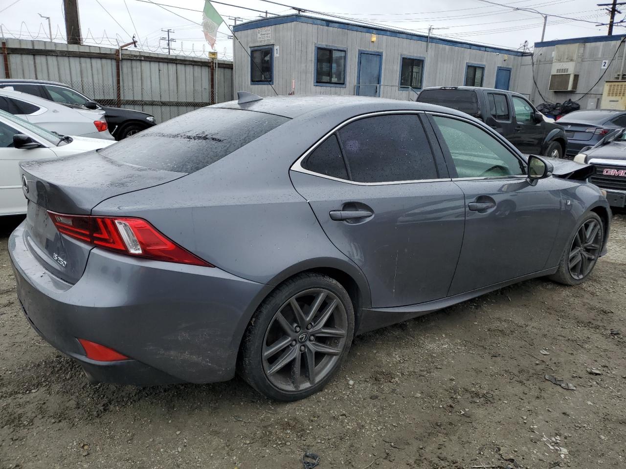 2014 Lexus IS - Image 3
