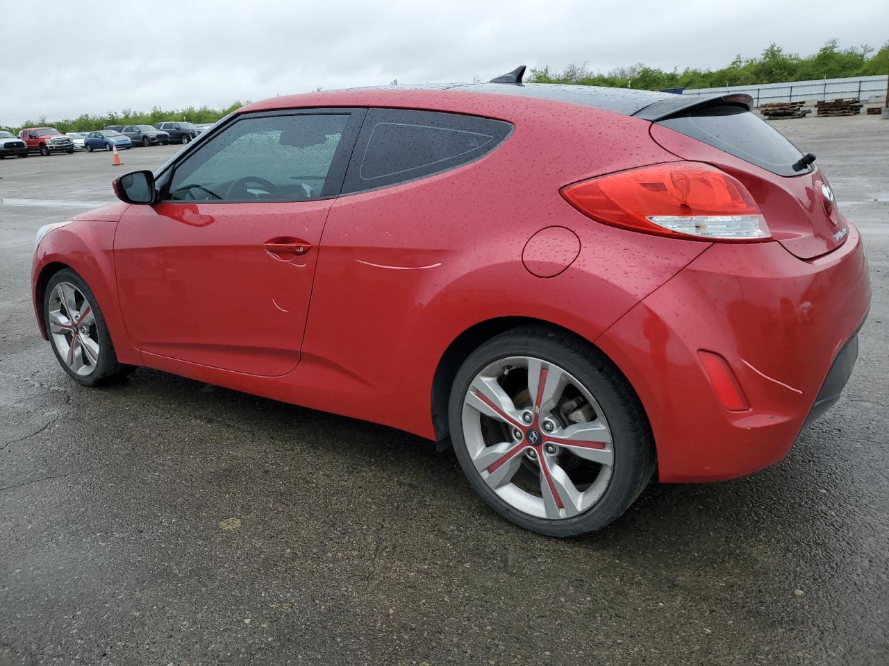 2017 Hyundai Veloster - Image 2