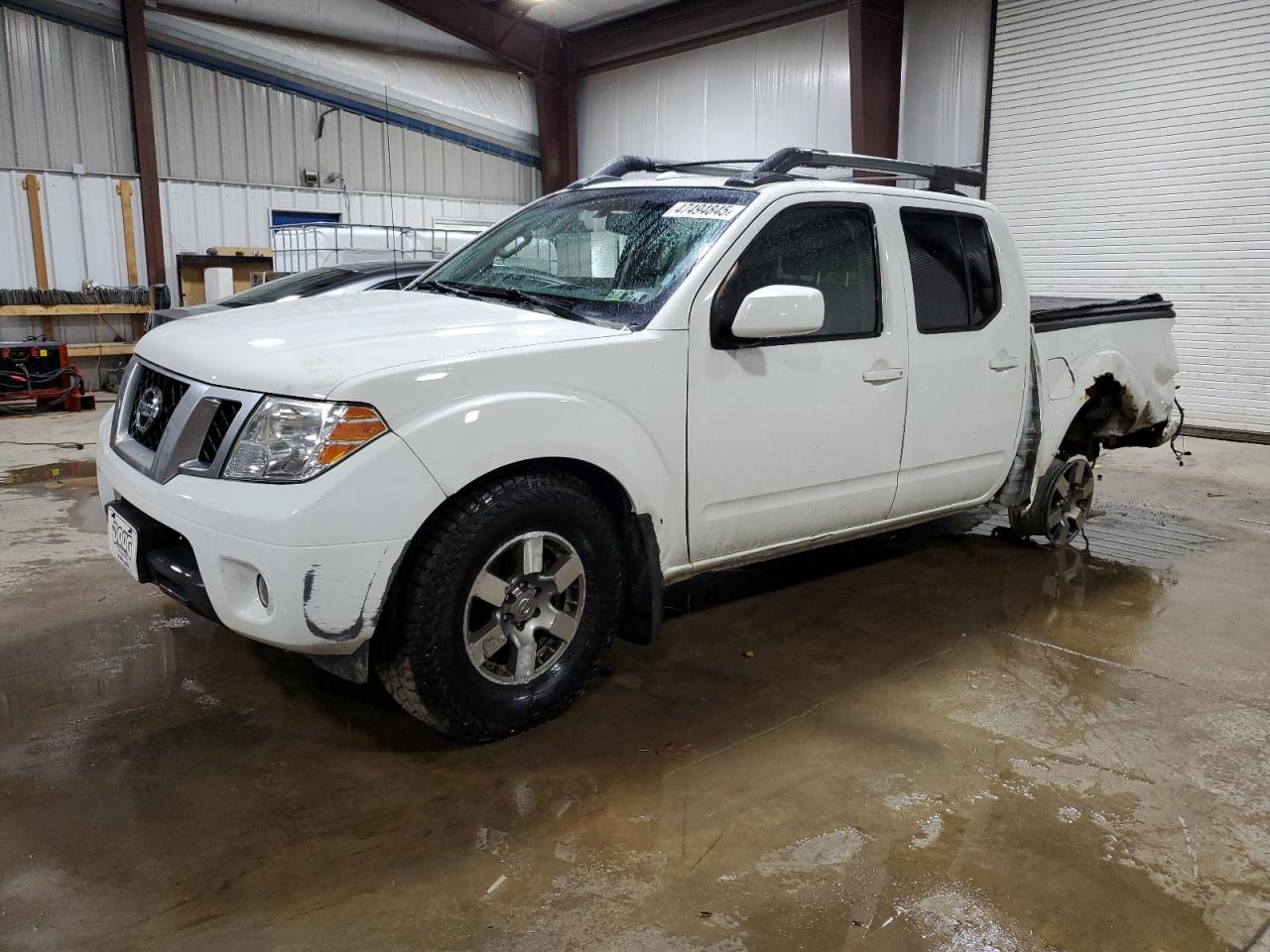 2013 Nissan Navara (Frontier) - Image 1