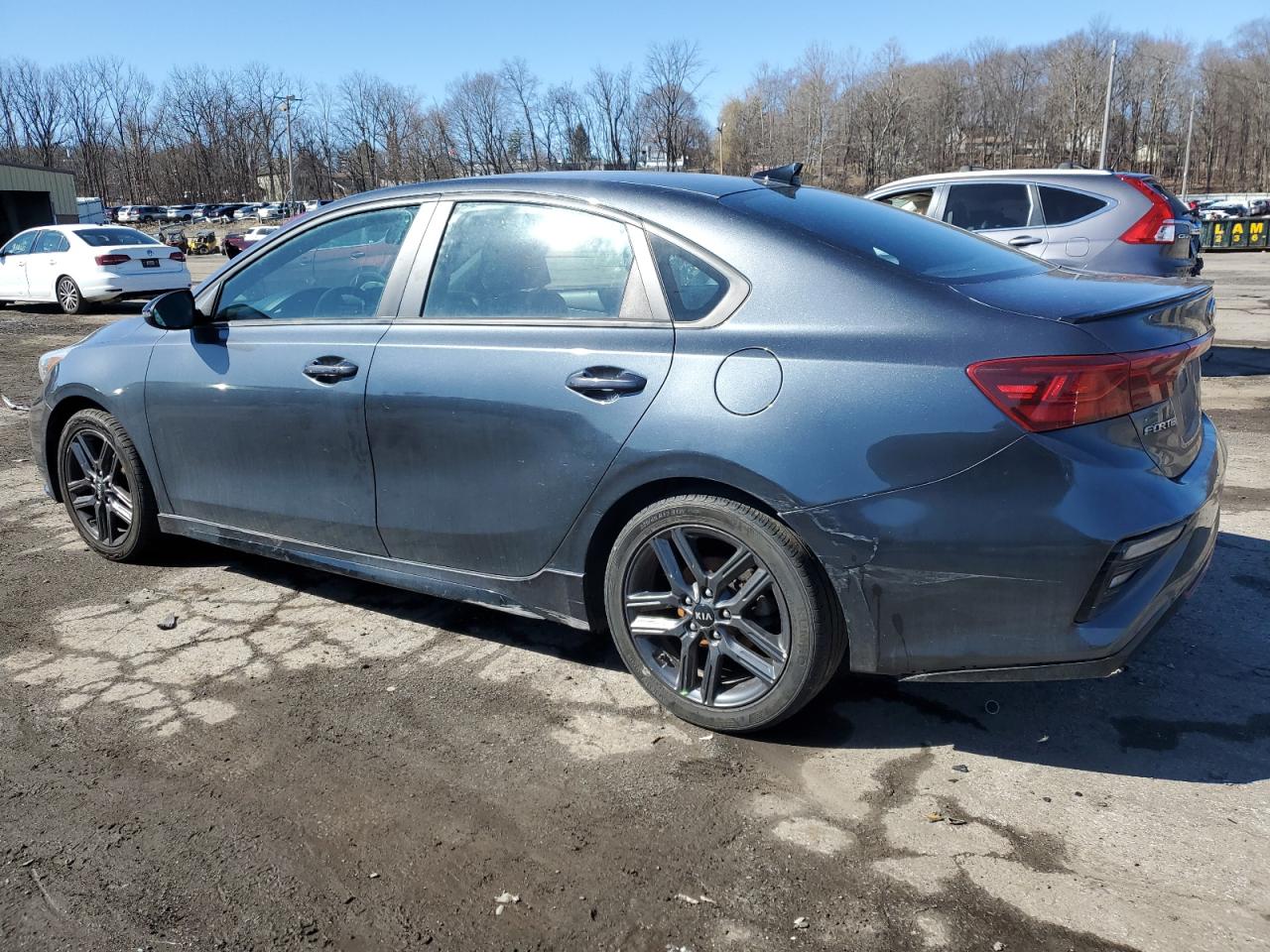 2021 Kia Forte - Image 2