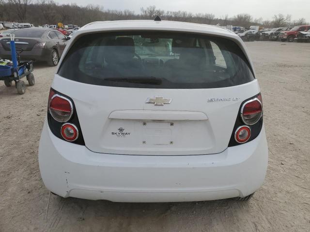 Hatchbacks CHEVROLET SONIC 2014 Biały