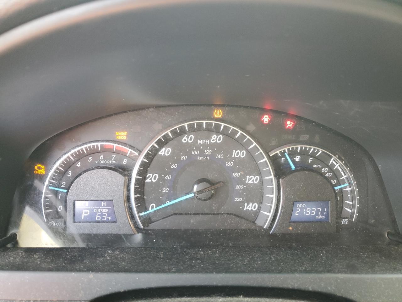 2012 Toyota Camry - Image 9