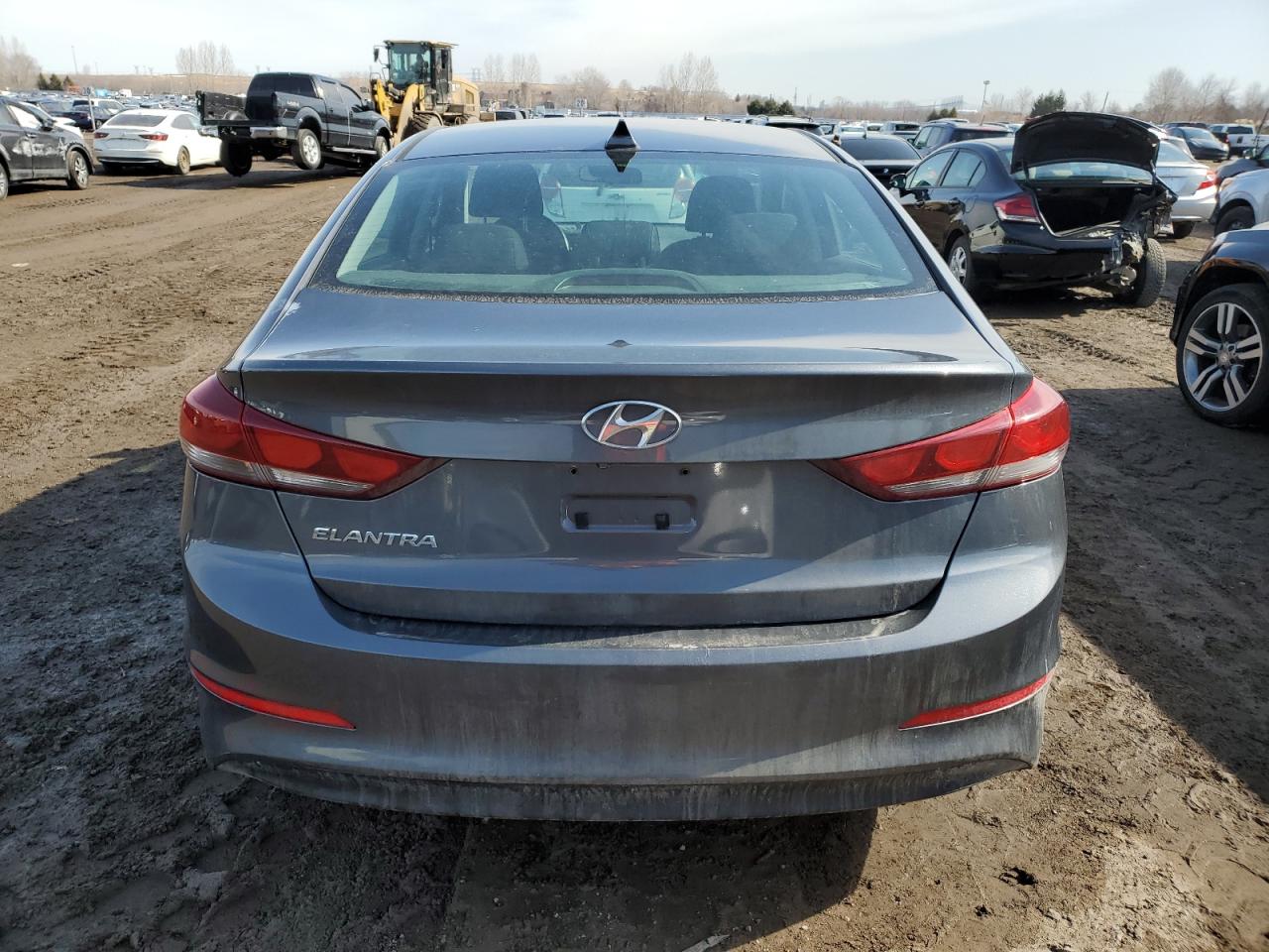 2017 Hyundai Elantra - Image 6