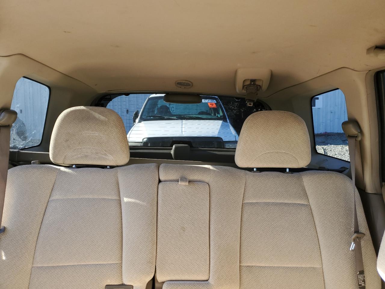2005 Hyundai Santa Fe - Image 10