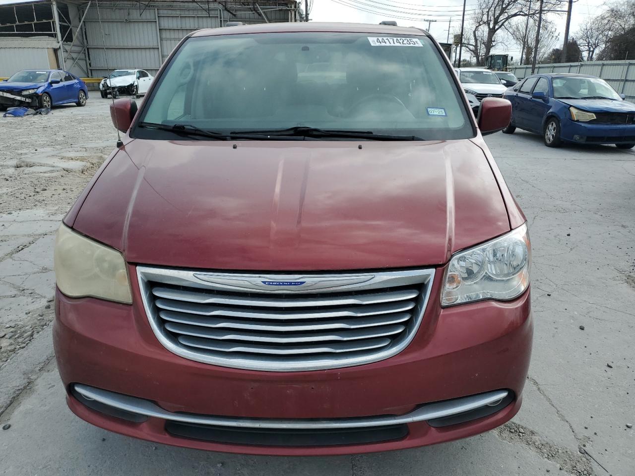 2012 Chrysler Town & Country - Image 5