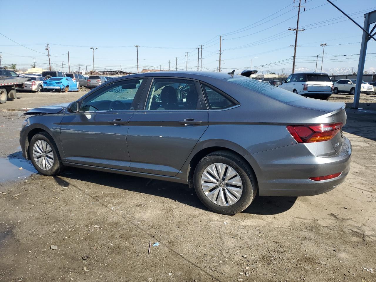 2019 Volkswagen Jetta - Image 2